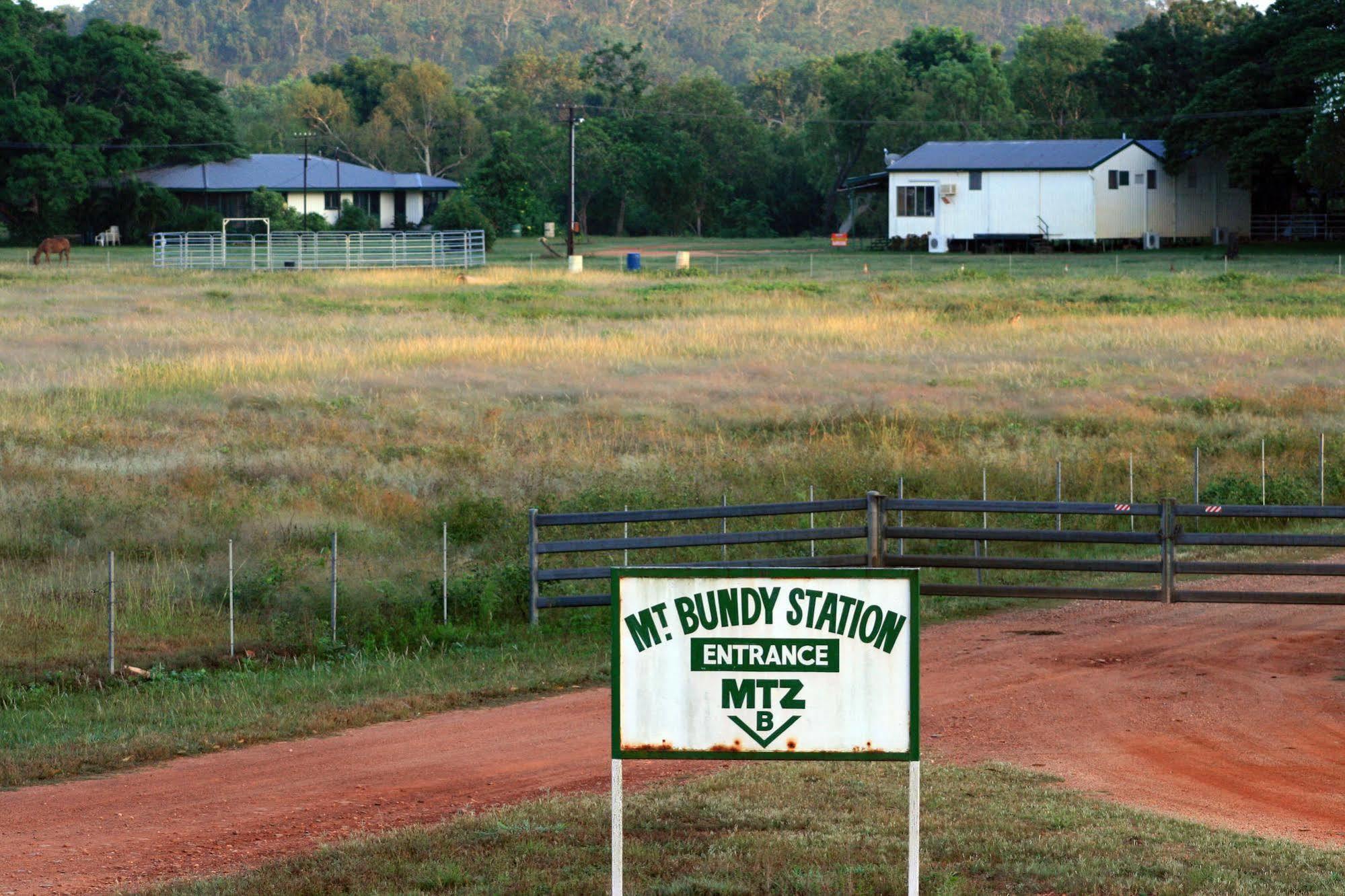 Mt Bundy Station Villa Batchelor Exterior photo